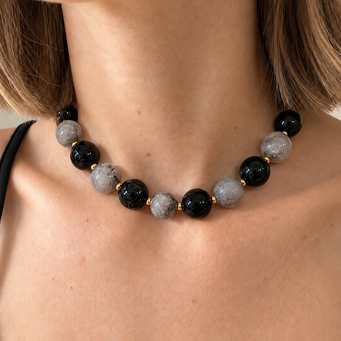 Collier perle gris et noir